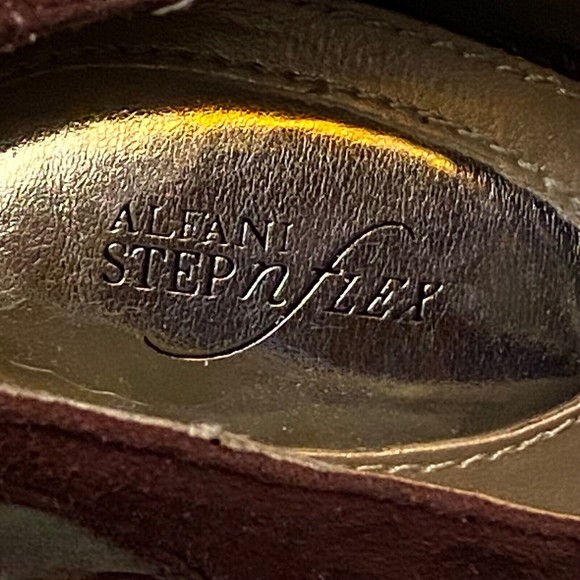 Alfani Step n Flex Zinea Maroon Leather Granny Heel Bootie Sz 5M EUC GrandmaCore - Picture 6 of 8